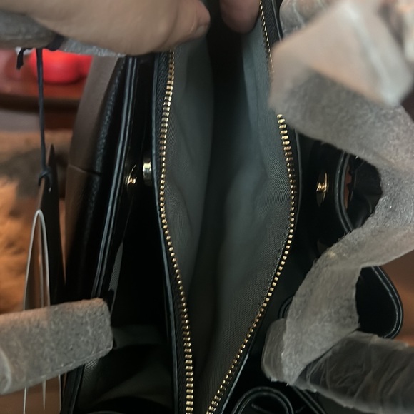 44 Cole Haan bucket bag - Picture 13 of 15